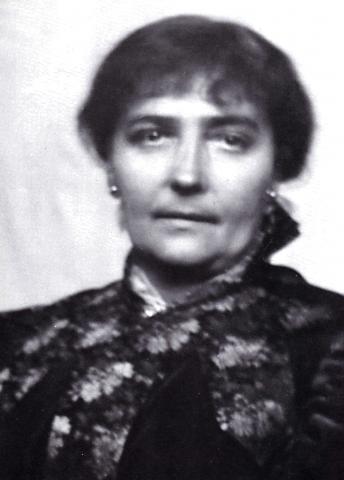Amalie Skram ca 1904