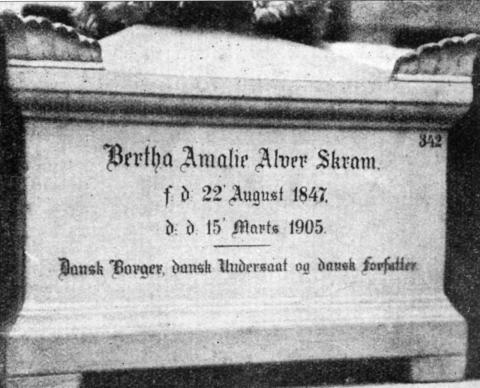 Amalie Skrms gravstøtte