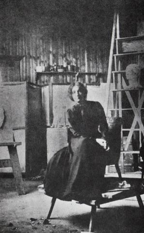 Fotografi av Dagny Juel i Gustav Vigelands atelier 1895