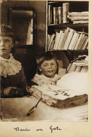 Karin og Greta Strindberg 1886