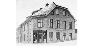 Flifletgården på Hamar, 1943