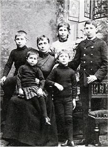 Mette Gauguin med sine fem barn